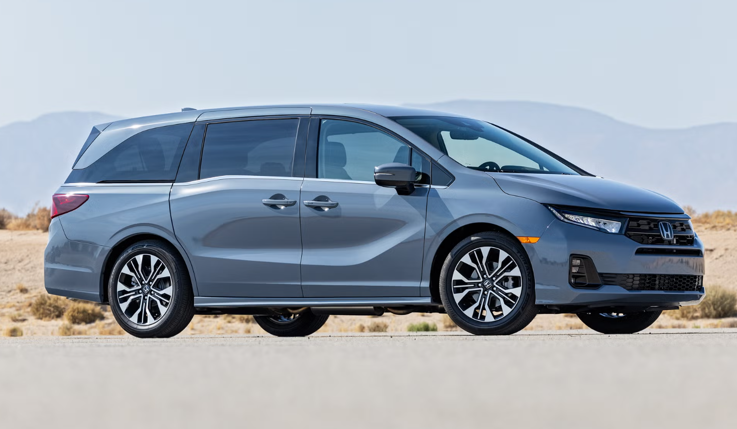 Honda сдает назад: EV-версий Accord, Odyssey и Acura не будет
