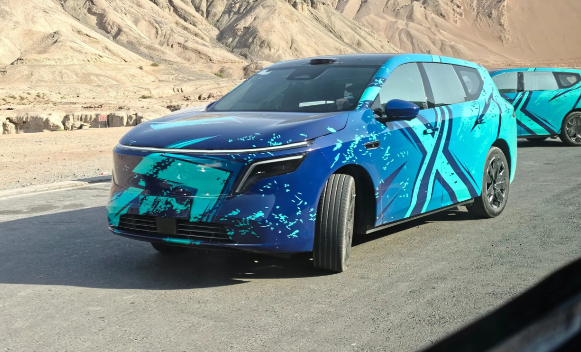 Восьмой пошел! Nissan готовит электрическую смену Rogue