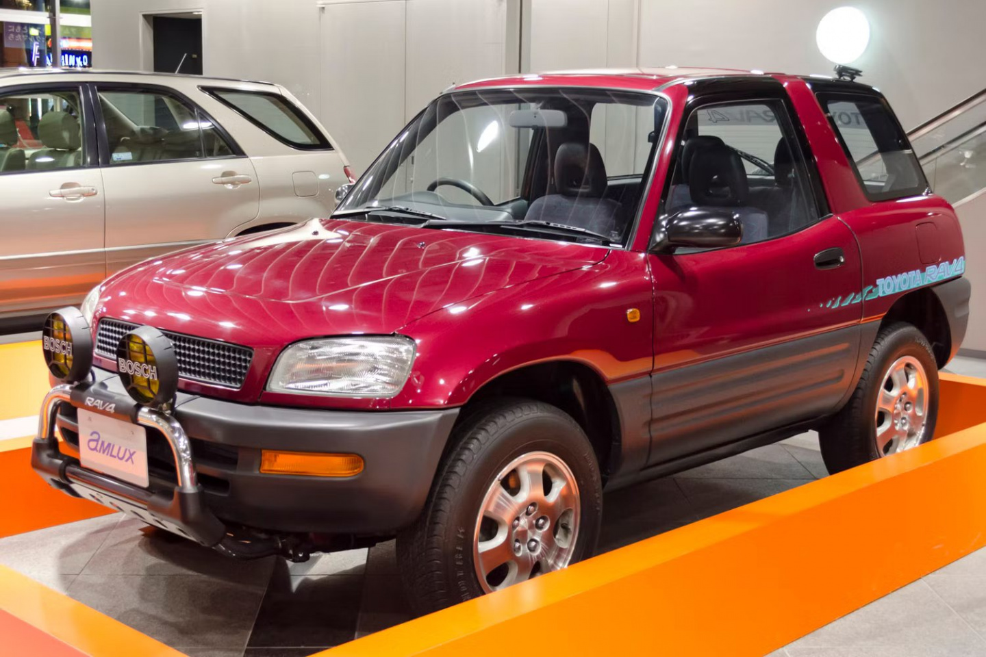 1994_Toyota_RAV4-J_01