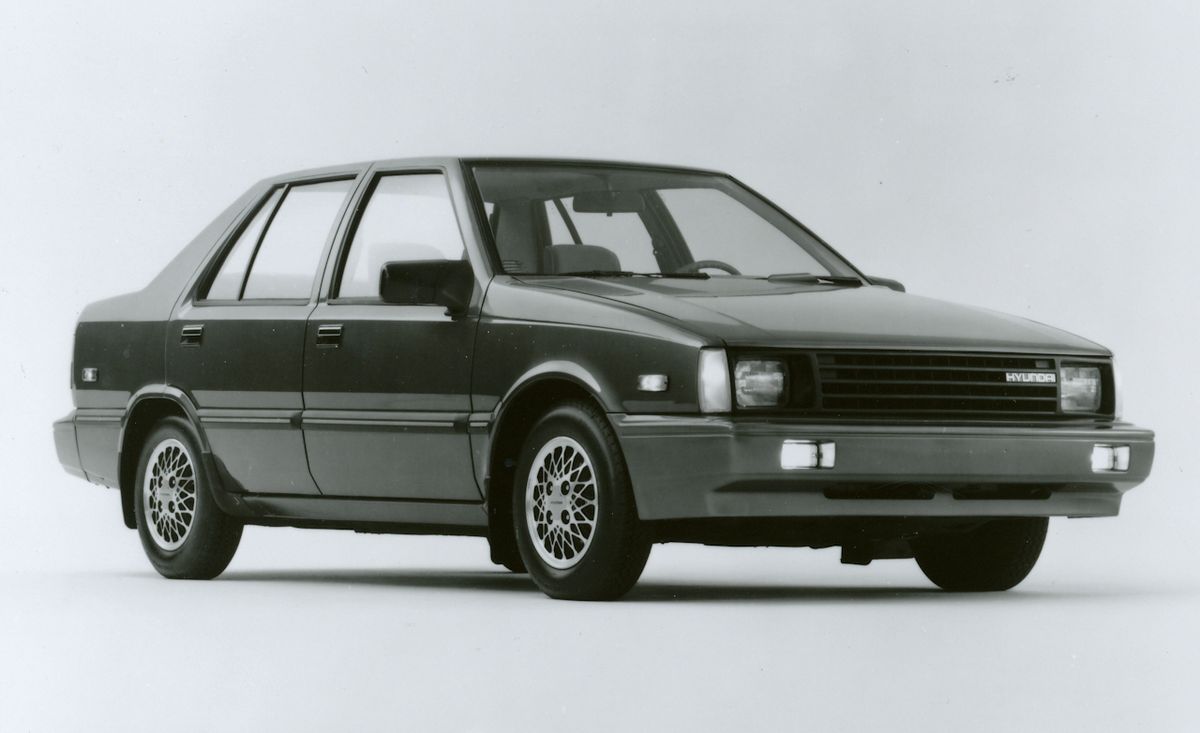 2hyundai-excel-gl-photo-364606-s-original.jpg