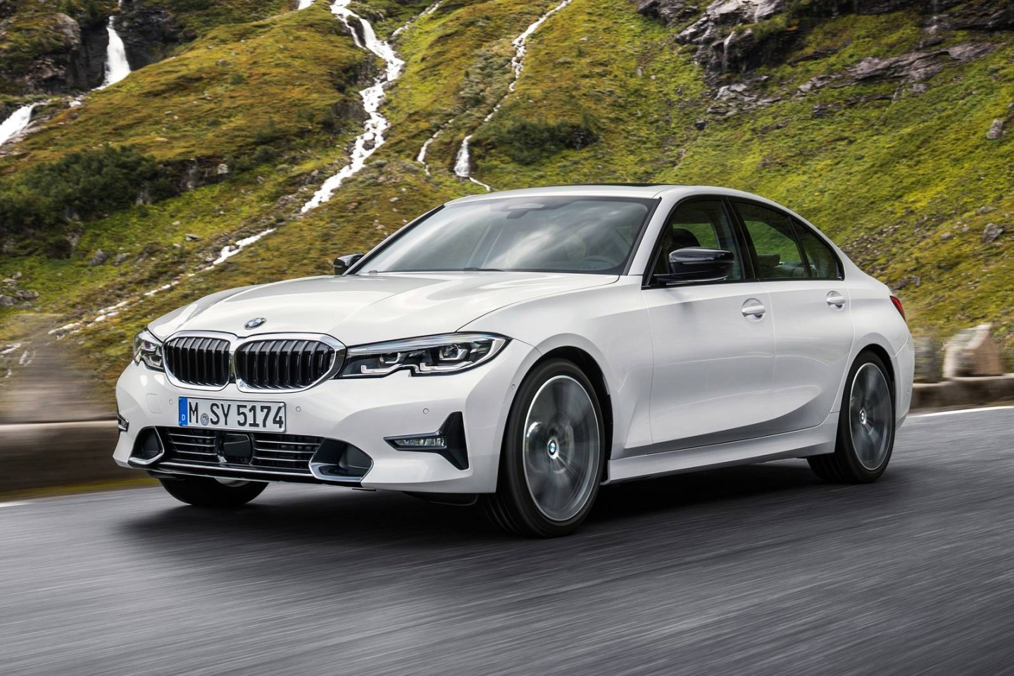 2019_bmw_3-series_sedan_330i_fq_oem_3_1600x1067.jpg 2019_bmw_3-series_sedan_330i_fq_oem_3_1600x1067.jpg
