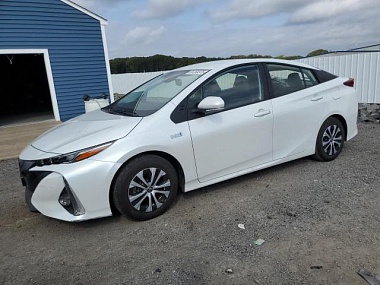 TOYOTA PRIUS PRIME LE 2021