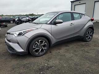 TOYOTA C-HR XLE 2019