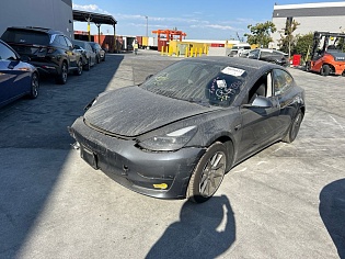 2022 Tesla Model 3, Long Range Dual Motor All-Wheel Drive  Пробег 51 тыс миль
