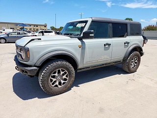 FORD BRONCO BADLANDS 2024