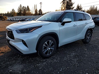 Toyota Highlander XLE 2022