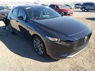 MAZDA 3 PREFERRED 2021