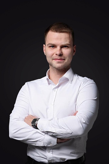 Андрей Власенко