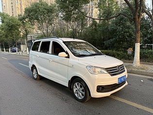 Dongfeng Fengguang 330S 2022