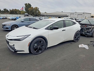 TOYOTA PRIUS SE 2025