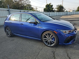 VOLKSWAGEN GOLF R 2024