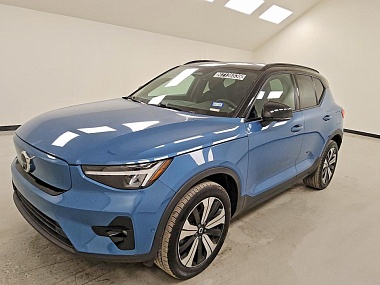 VOLVO XC40 RECHARGE PLUS 2022