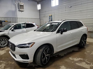 VOLVO XC60 T5 R-DESIGN 2021