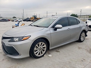 TOYOTA CAMRY LE 2022