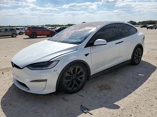 Tesla Model X 2022