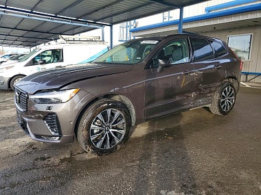 VOLVO XC60 PLUS 2025