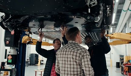 Конец заклепкам: Ford начинает кузовную революцию