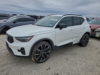 VOLVO XC40 ULTIMATE 2023