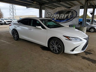 LEXUS ES 300H BASE 2024