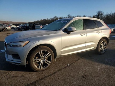 VOLVO XC60 T5 MOMENTUM 2018
