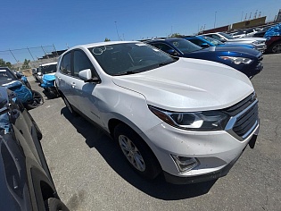 2021 Chevrolet Equinox Отличная комплектация , полный привод , минимум повреждений