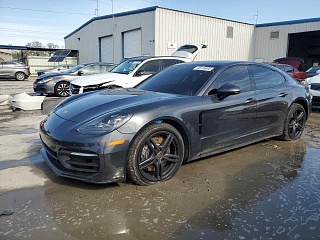 PORSCHE PANAMERA BASE 2021