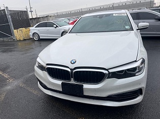 2018 BMW 5 Series, 540 XI Отличная комплектация