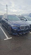 BMW X7 M 2021