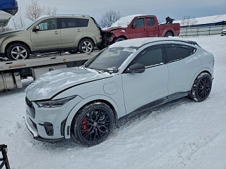 FORD MUSTANG MACH-E GT 2023