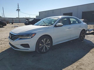 VOLKSWAGEN PASSAT SE 2021