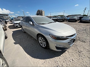 2022 Chevrolet Malibu LT Пробег 65 018 миль Передний привод  Панорамный люк