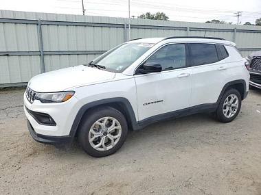 JEEP COMPASS LATITUDE 2024