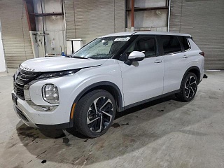 MITSUBISHI OUTLANDER SE 2024