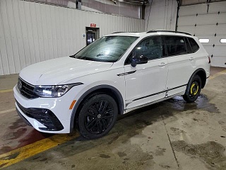 VOLKSWAGEN TIGUAN SE R-LINE BLACK 2022