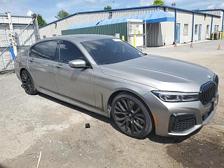 BMW 750 XI 2021