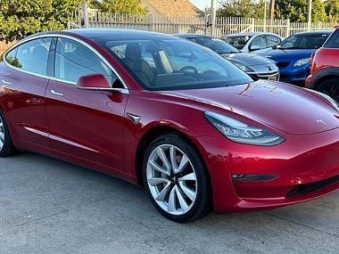 TESLA MODEL 3 2018