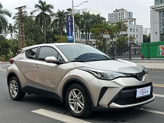 TOYOTA C-HR 2021