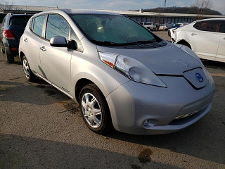 NISSAN LEAF S 2015