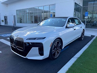 BMW i7 xDrive60 2023