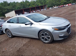 2021 Chevrolet Malibu LT  Пробег - 46 739 миль