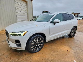 VOLVO XC60 PLUS 2022