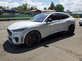 FORD MUSTANG MACH-E GT 2022