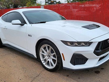FORD MUSTANG GT 2024