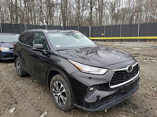 TOYOTA HIGHLANDER XLE 2020