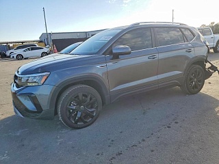 VOLKSWAGEN TAOS SE 2024
