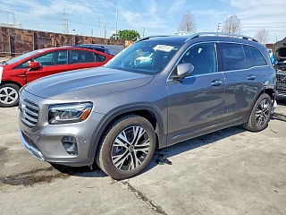 MERCEDES-BENZ GLB 250 2023