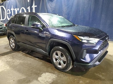 TOYOTA RAV4 XLE 2023