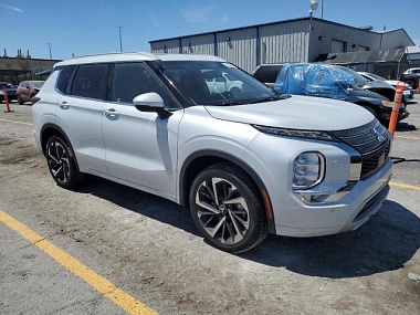 MITSUBISHI OUTLANDER SEL 2021