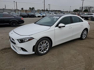 MERCEDES-BENZ A 220 4MATIC 2021