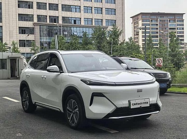 Geely Starship Galaxy 7 EM-i 2025